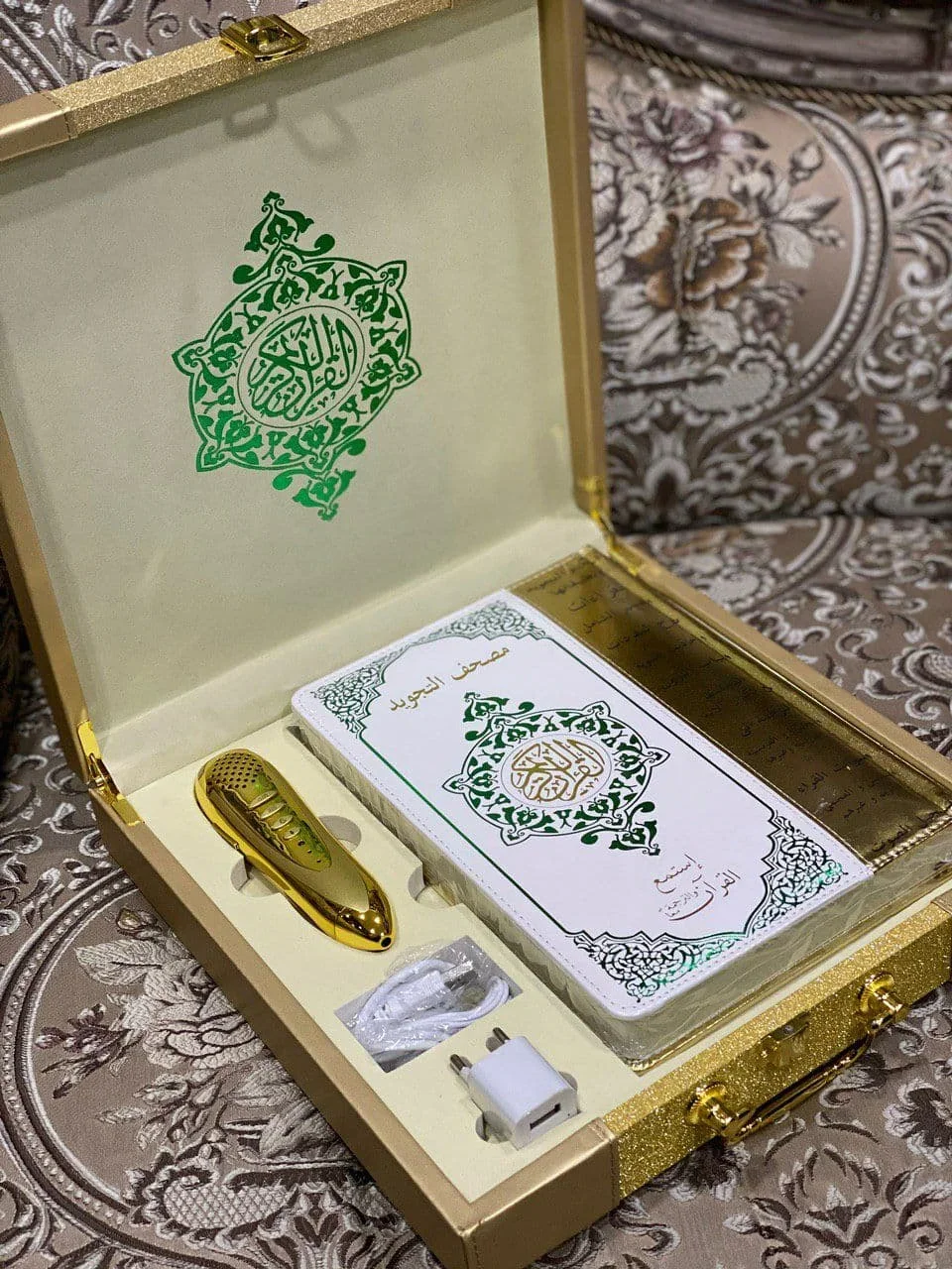 GOLD Электрон қаламли Қуръони Карим тўплами.